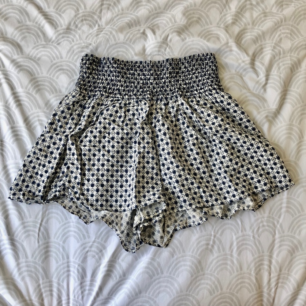 Hollister Navy Blue Pattern Ruched Shorts